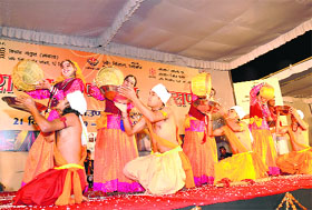 Artistes perform Pandav Nritya at the National Handloom Expo in Dehradun on Saturday. 