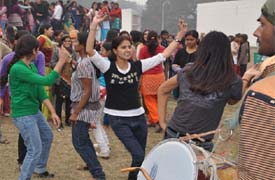 Students of Government College for Women celebrate Lohri in Gurgaon