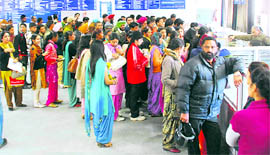 Students face inconvenience while depositing fee at the SBI counter, Panjab University, due to prolonged power cut on Thursday.