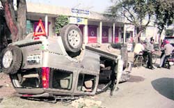 Endeavor SUV that overturned near Guru Nanak Engineering College