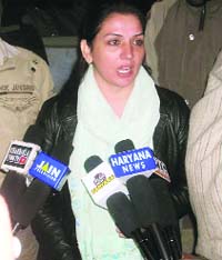 Candidate Kusum Chaudhary addresses a press conference at Ellenabad