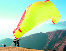 A glider about to fly at the take-off point at Bir Billing