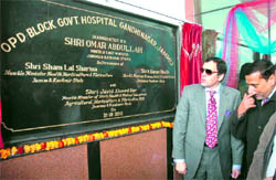 Chief Minister Omar Abdullah inaugurates the OPD block of Government Hospital in Gandhinagar, Jammu, on Thursday