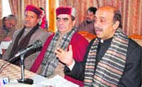 BJP national general secretary Vijay Goyal addressing a press conference at Shimla
