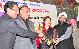 Razia Beig being felicitated on being elected the first woman president of the Uttarakhand Bar Council in Dehradun on Saturday.