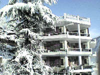 Chandan Cottages at Chhiyal village, near Manali