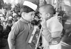 Tiny tots of GMT Public School dress up as Pt Jawaharlal Nehru and Mahatma Gandhi during the Republic Day celebrations in Ludhiana on Monday