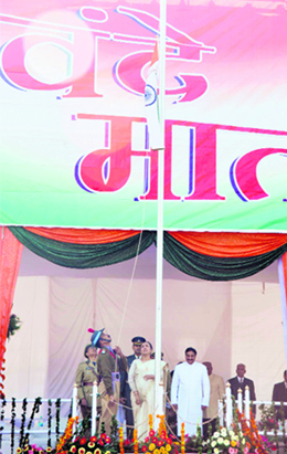 Uttarakhand Governor Margaret Alva with Chief Minister Ramesh Pokhriyal Nishank