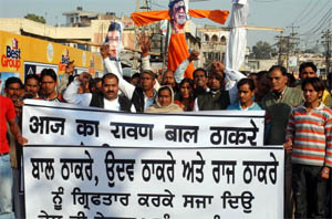 Lodging resentment against Shiv Sena leaders Bal Thackeray, Uddhav Thackeray and Raj Thackeray for passing derogatory remarks against Congress leaders, including Rahul Gandhi, a number of Congress workers on Thursday burnt an effigy of the Shiv Sena supremo at the Sadhbhawna Chowk in Bathinda.