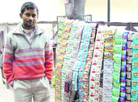 Tobacco products being sold in Ludhiana.