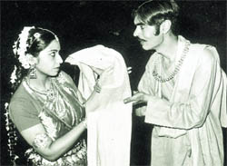 A still from Mitti ki Gaadi directed by Harish Bhatia and Aditya Prakash.