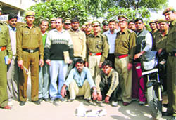 Gangsters Hoshiar and Prakash Yadav in police custody