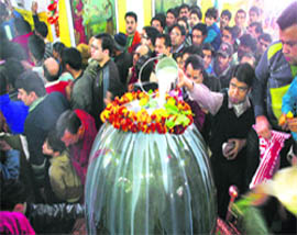 Devotees celebrate Shivratri in Jammu