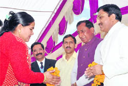 Uttarakhand Chief Minister Ramesh Pokhriyal Nishank being greeted at a function organised by the Yuva Kalyan Parishad in Dehradun on Monday.