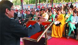Dr Kiran Bedi addresses audience at the prize distribution function of Hindu Kanya College in Kapurthala on Tuesday. 