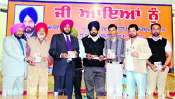 Manpreet Singh Ayali, SSP Harinder Singh Chahal and others release a video