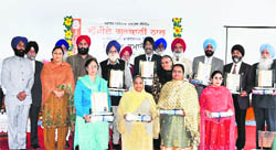A function to release "Jeeviye Gurbani Naal" under way in Ludhiana 