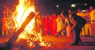 HOLIKA DAHAN: People perform rituals on Holi in Chandigarh