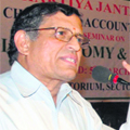 Economist S Gurumurthy delivers a talk in Sector 37, Chandigarh.
