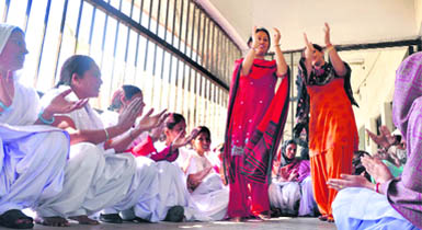 Inmates of Women Jail celebrate Womens Day in Ludhiana