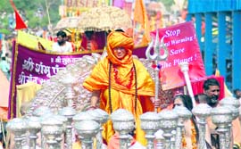 Mahamandaleshwar of Juna Akhada Soham Baba leads a procession to Har-ki-Pauri for Shahi Snan.