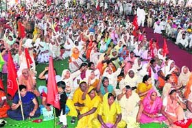 A view of the lalkar rally of organisations of farmers and farm workers at Jagraon