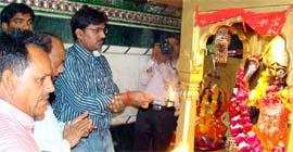Pilgrims worship at the ancient Bhadrakali temple near Hanumangarh. A Tribune photograph