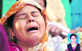 Salma, mother of Kafia (inset), mourns her daughters death in Ludhiana on Monday.