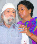Dilbagh Singh (85) and his wife Tripta Singh, who were beaten up by their tenant, at Government Multi-Specialty Hospital, Sector 16, Chandigarh, on Wednesday.