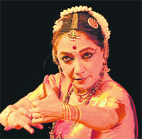 Bharatnatyam dancer Leela Samson performs at the second Chandigarh Art and Heritage Festival at Tagore Theatre in Chandigarh on Sunday. 