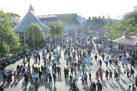 The long weekend led to thousands of tourists throng the historical Ridge in Shimla on Sunday. 