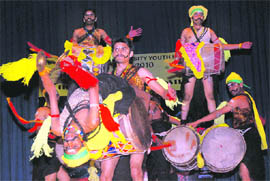 NDRI students perform Dollu Kunitha, a folk dance of Karnataka, on the concluding day of the All India Inter University Youth Festival Reverie-2010 at National Dairy Research Institute in Karnal.