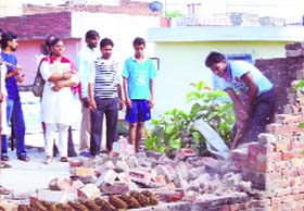 Dry toilets being demolished at Fatehgarh Sahib