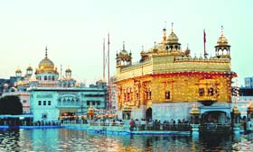 The Golden Temple illuminated
