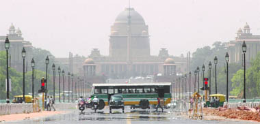 A mirage formed at Rajpath near Rashtrapati Bhavan in New Delhi 
