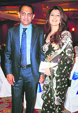 Mohammad Azharuddin divorced his earlier wife to marry Sangeeta Bijlani