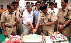 Gurgaon police commissioner S. S. Deswal and deputy commissioner of police (east) Jagdish Nagar cut a cake along with joint-commissioner of police Alok Mittal, DCP (crime) Anil Dhawan and DCP (west) Ved Prakash to mark the inauguration of a police station in Sector 51 at Gurgaon on Tuesday.