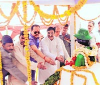 CM Ramesh Pokhriyal Nishank pays tributes to Veer Chandra Singh Garhwali at a function in Pauri Garhwal