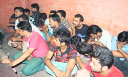 Youths arrested from a billiards gambling den in Dehradun 