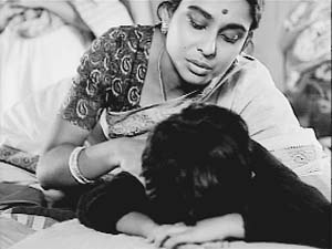 Mahanagar is a strong and realistic statement on the socio-economic changes in urban Bengali life through the metamorphosis of Arati