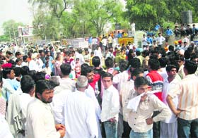 Villagers block the Sirsa-Bhadra road at Shahpur Begu village