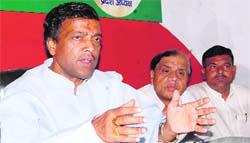 Vinod Barthwal, president of the Uttarakhand unit the Samajwadi Party at a press conference in Dehradun on Friday.