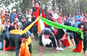 Artistes of Dram-e-Baaz group stage a play ‘Hum Honge Kamyab’ at Leisure Valley in Chandigarh on Saturday.