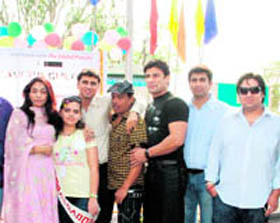 (L-R): Sanjana Jon, Rajiv Nigam (with cap), Sangram Singh and Abhijit Sharma 