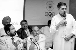IOA President Suresh Kalmadi (left), Archery Association of India President Vijay Kumar Malhotra (centre) and Judo Association of India President Jagdish Tytler let out steam against Gills guidelines in New Delhi on Monday.