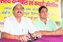 Narayan Singh Rana, a former Uttarakhand Sports Minister, addresses a press conference in Dehradun on Wednesday.