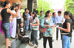 Candidates rehearse outside the venue in Ludhiana 