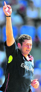 Englands Tim Bresnan celebrates a wicket on Monday.
