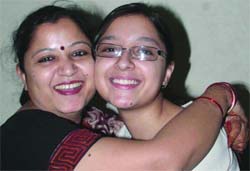 Sneha Agrawal with mother