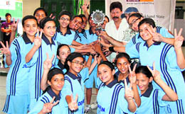 Dehradun girls make victory sign after lifting the 5th 